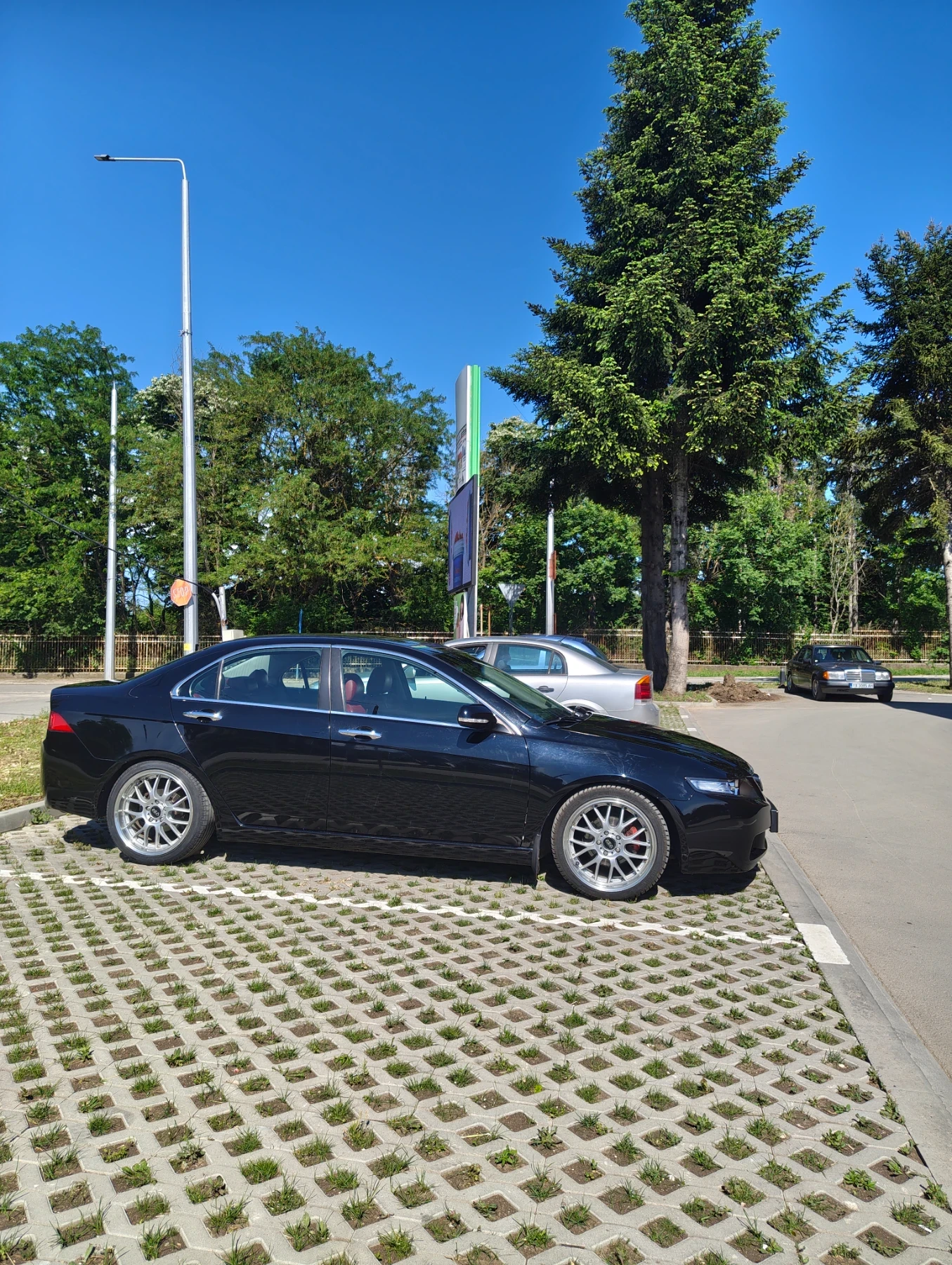 Honda Accord 2.0, снимка 3 - Автомобили и джипове - 55359644