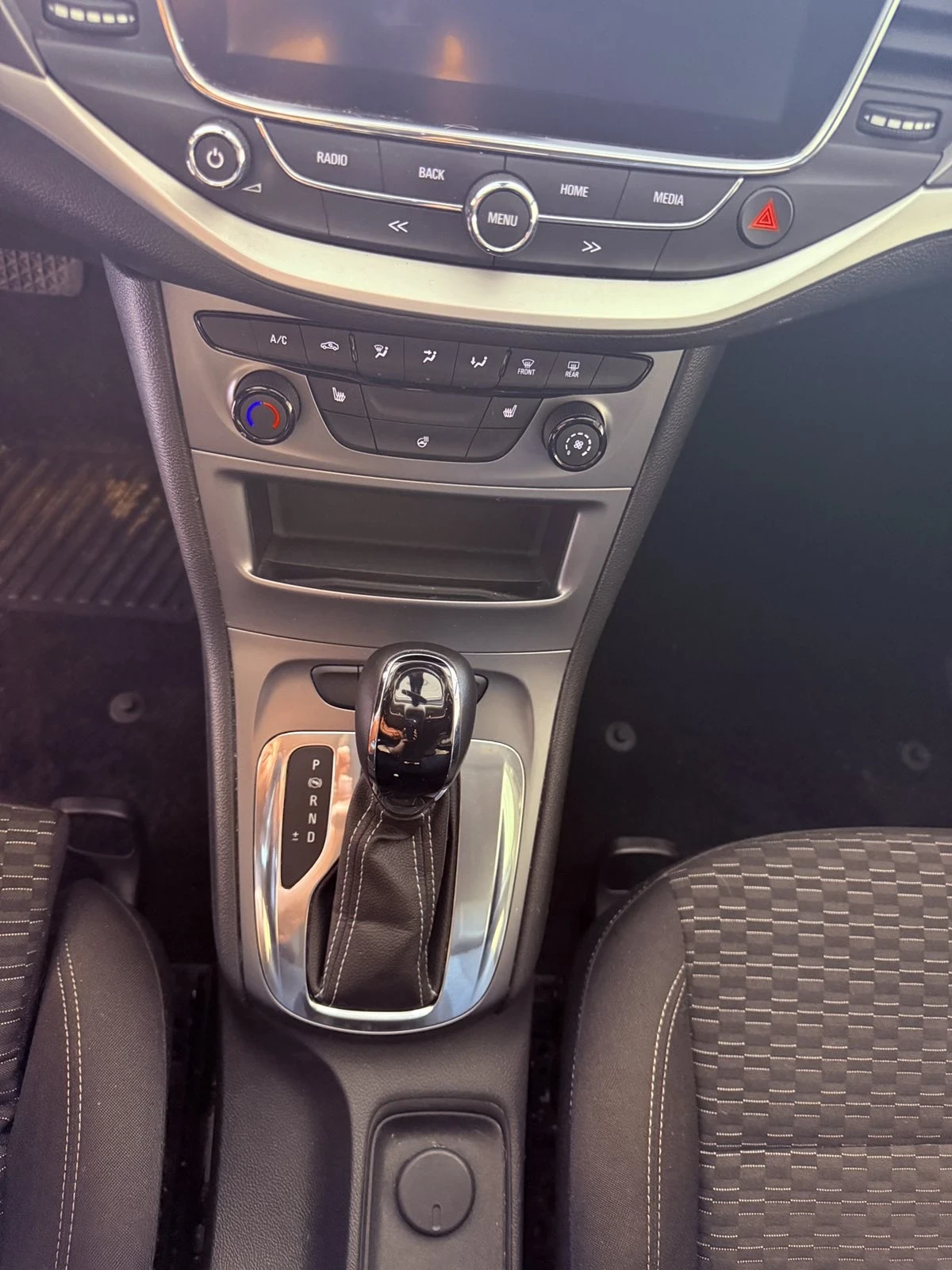 Opel Astra, снимка 6 - Автомобили и джипове - 55544903