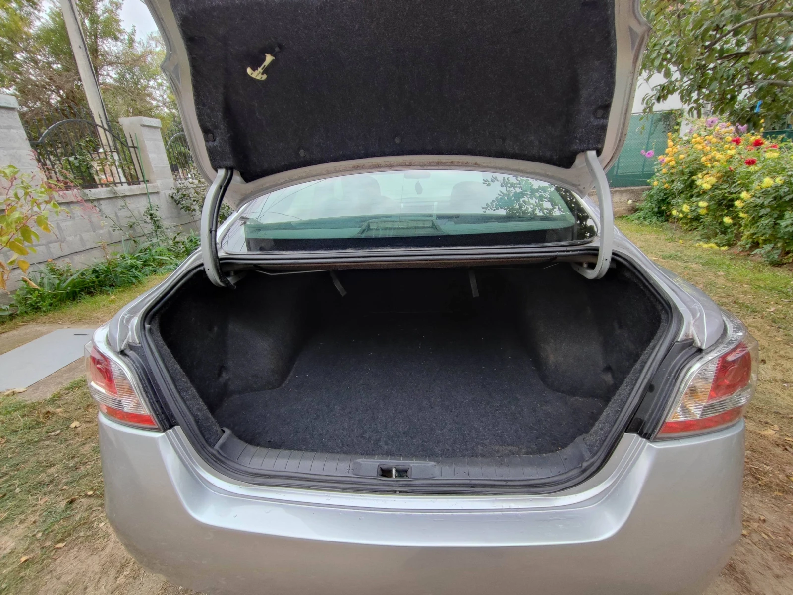 Nissan Altima 2.5 s LPG, снимка 12 - Автомобили и джипове - 56196060