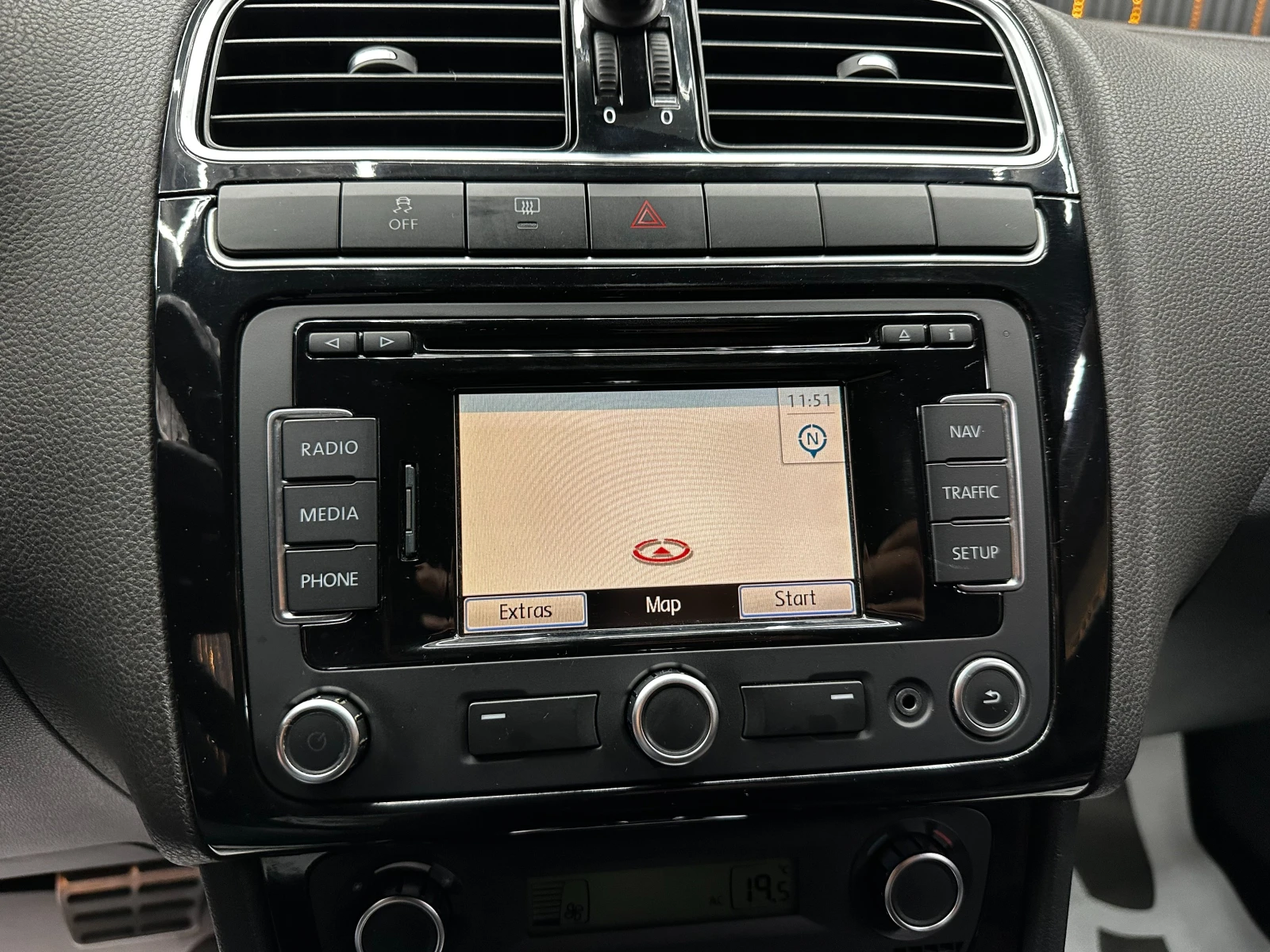 VW Polo 🚗 GTI 1.4i 180 �.�. ��������� / FULL OPT | Mobile.bg � ����������� 12