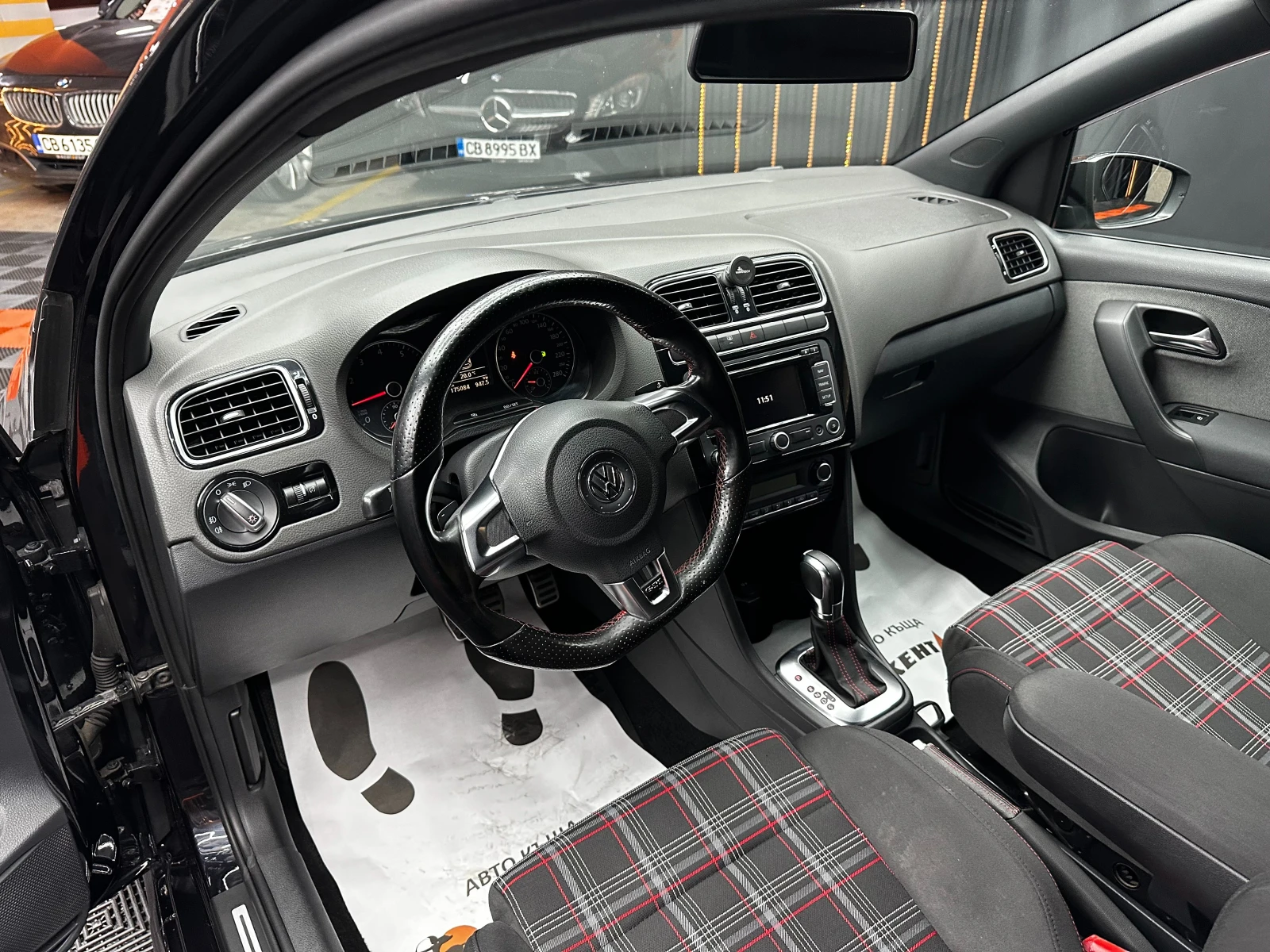 VW Polo 🚗 GTI 1.4i 180 �.�. ��������� / FULL OPT | Mobile.bg � ����������� 7