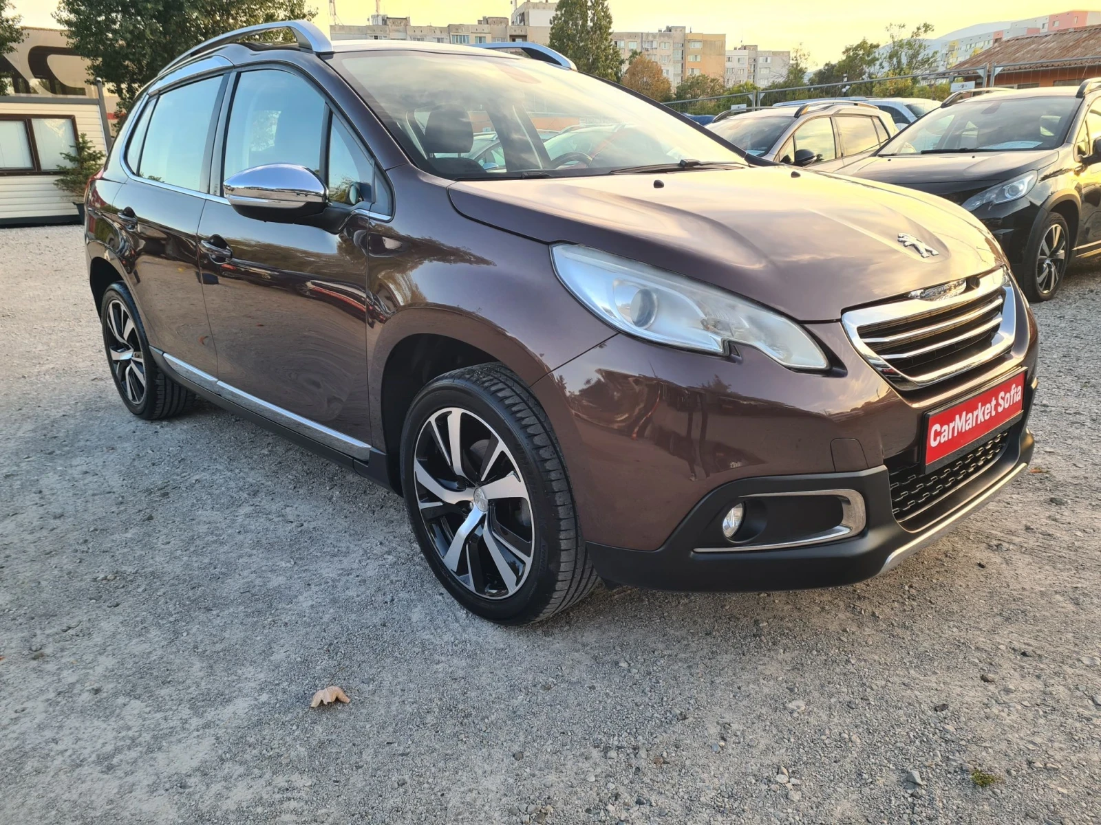 Peugeot 2008 1.6i 16V 120p.s  / ALLURE  / EVRO 5B , снимка 3 - Автомобили и джипове - 56317948