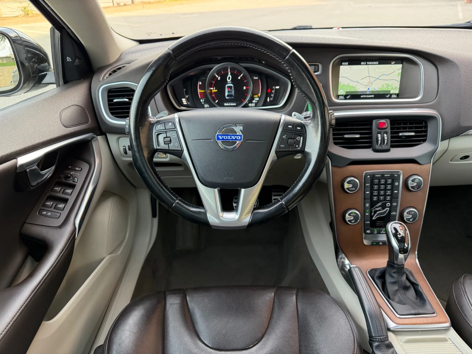 Volvo V40 D4 190hp/���������/���������/Line assist/ ������ | Mobile.bg � ����������� 7