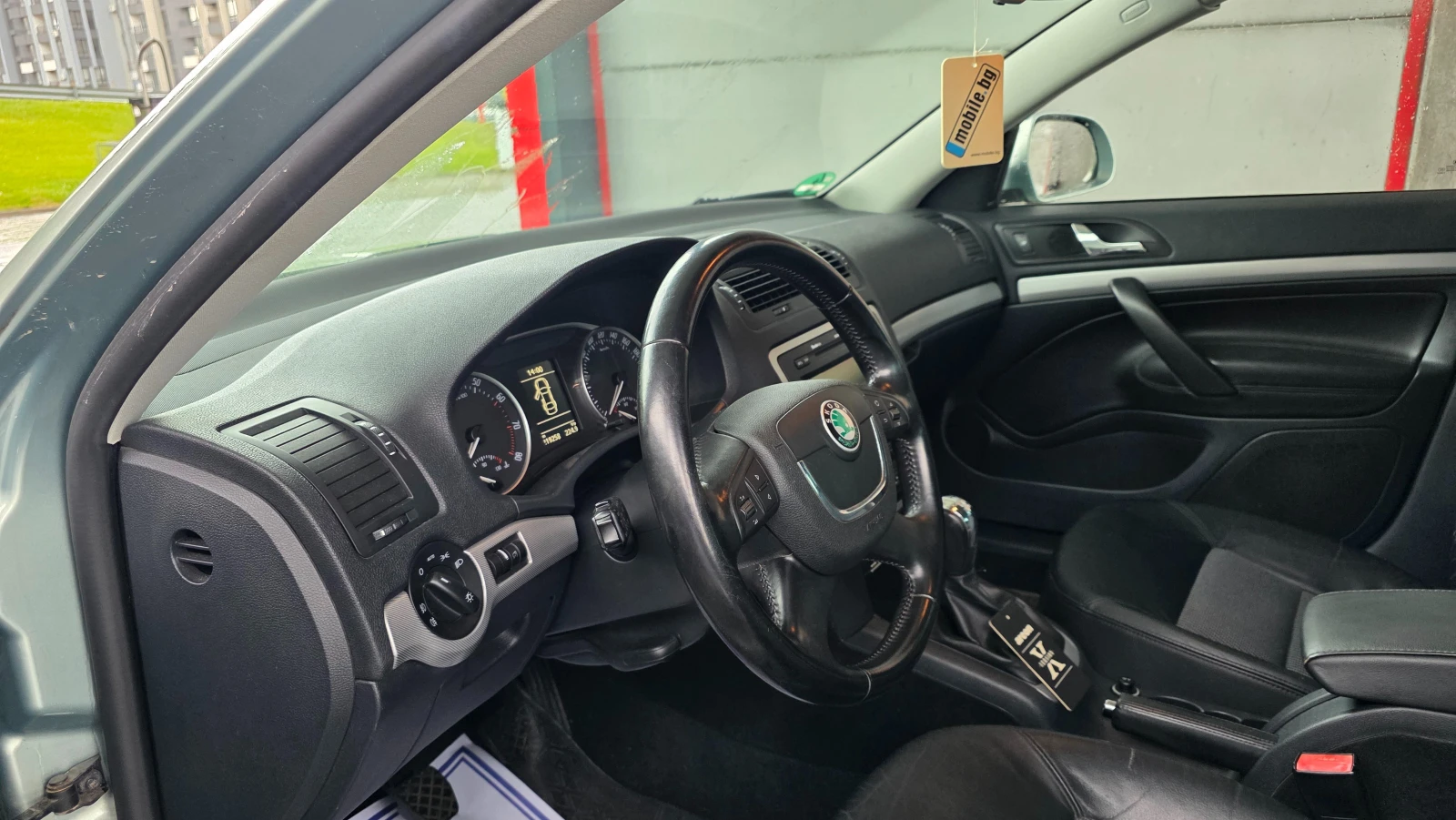Skoda Octavia БЕЗУПРЕЧНА, снимка 7 - Автомобили и джипове - 56586291