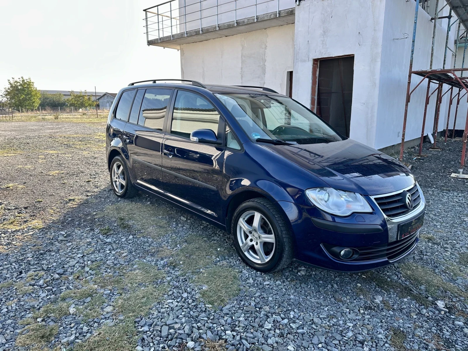 VW Touran 2.0TDI 8клапана bmm, снимка 2 - Автомобили и джипове - 56653853