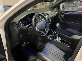 VW Tiguan * Comfortline R Line Black Edition * CARFAX * , снимка 5