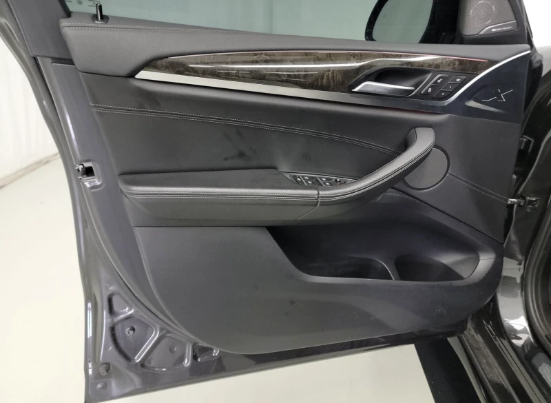 BMW X3 M40i* HEAD UP* 360* Автокредит, снимка 9 - Автомобили и джипове - 52749543