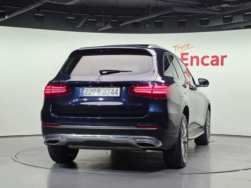 Mercedes-Benz GLC 350 4MATIC - САМО 30% АВАНС, снимка 4 - Автомобили и джипове - 56071785