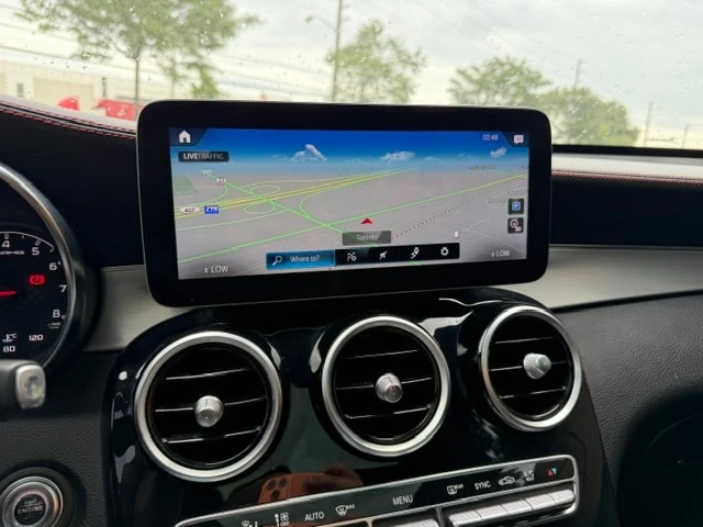 Mercedes-Benz GLC 43 AMG  * CARFAX * ОПЦИЯ ЗА ФИНАНСИРАНЕ, снимка 16 - Автомобили и джипове - 56093820