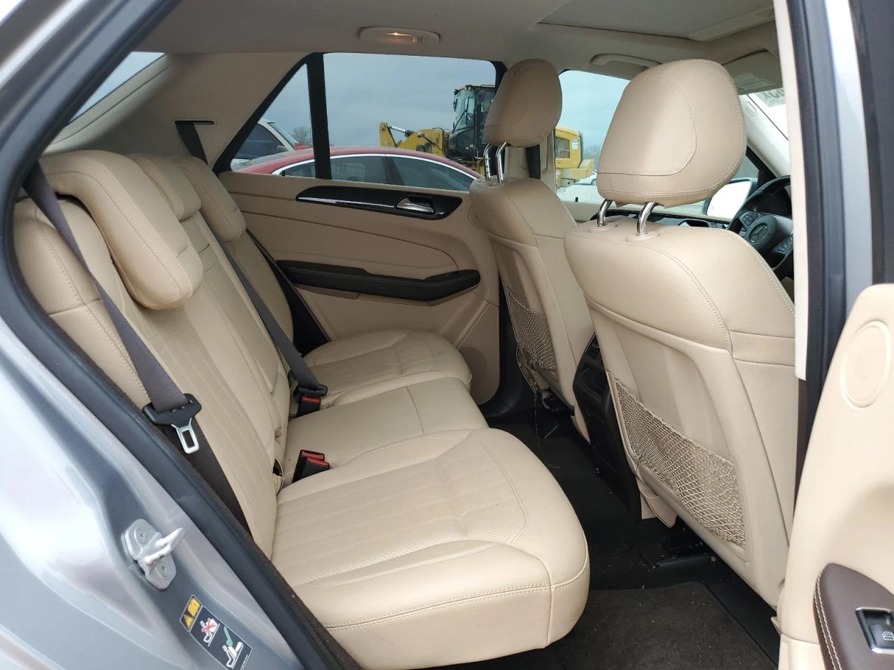 Mercedes-Benz GLE 350 4MATIC* LED* ПОДГРЕВ* KEYLESS* ПАНОРАМА - изображение 9