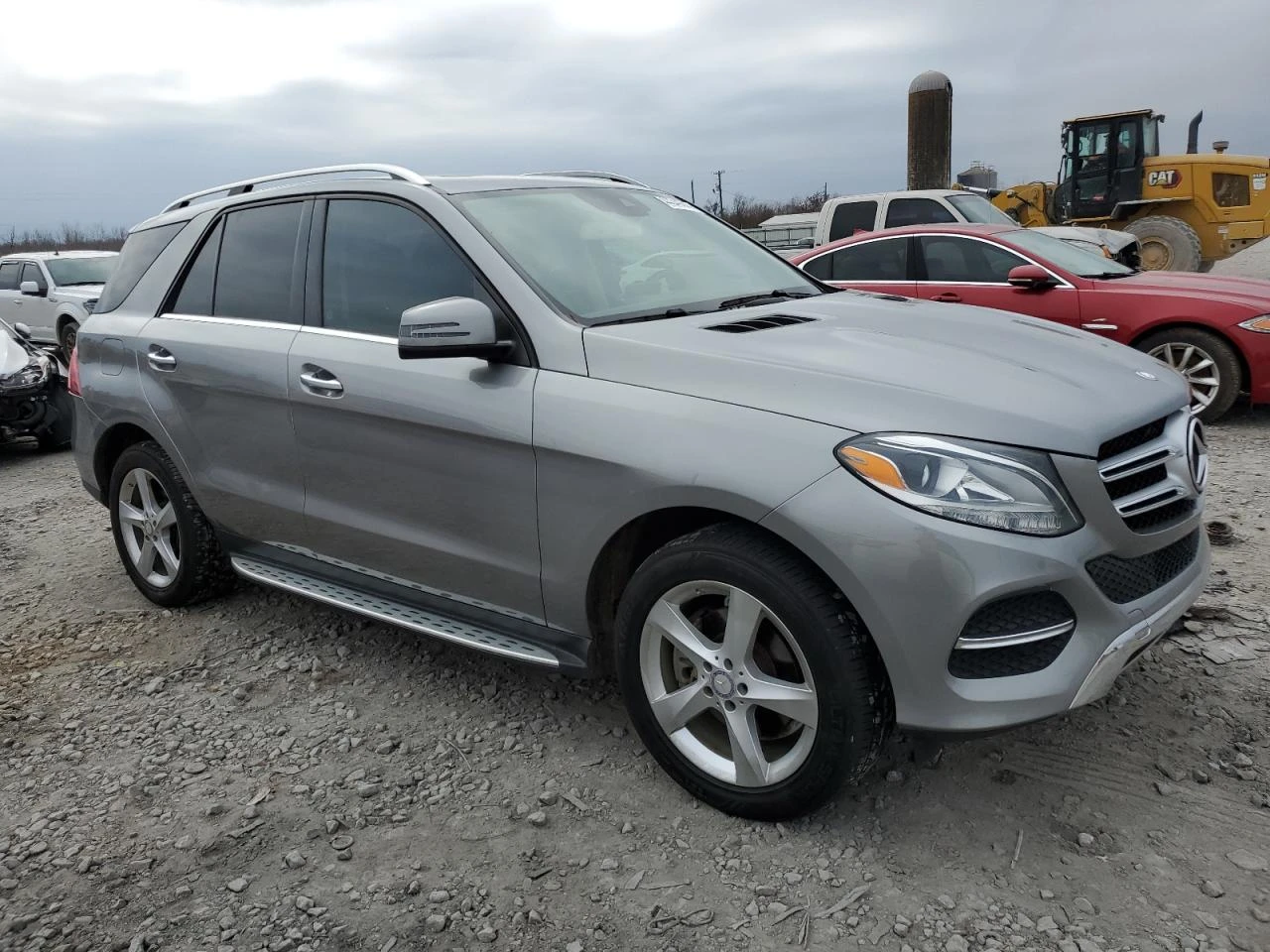 Mercedes-Benz GLE 350 4MATIC* LED* ПОДГРЕВ* KEYLESS* ПАНОРАМА - изображение 3