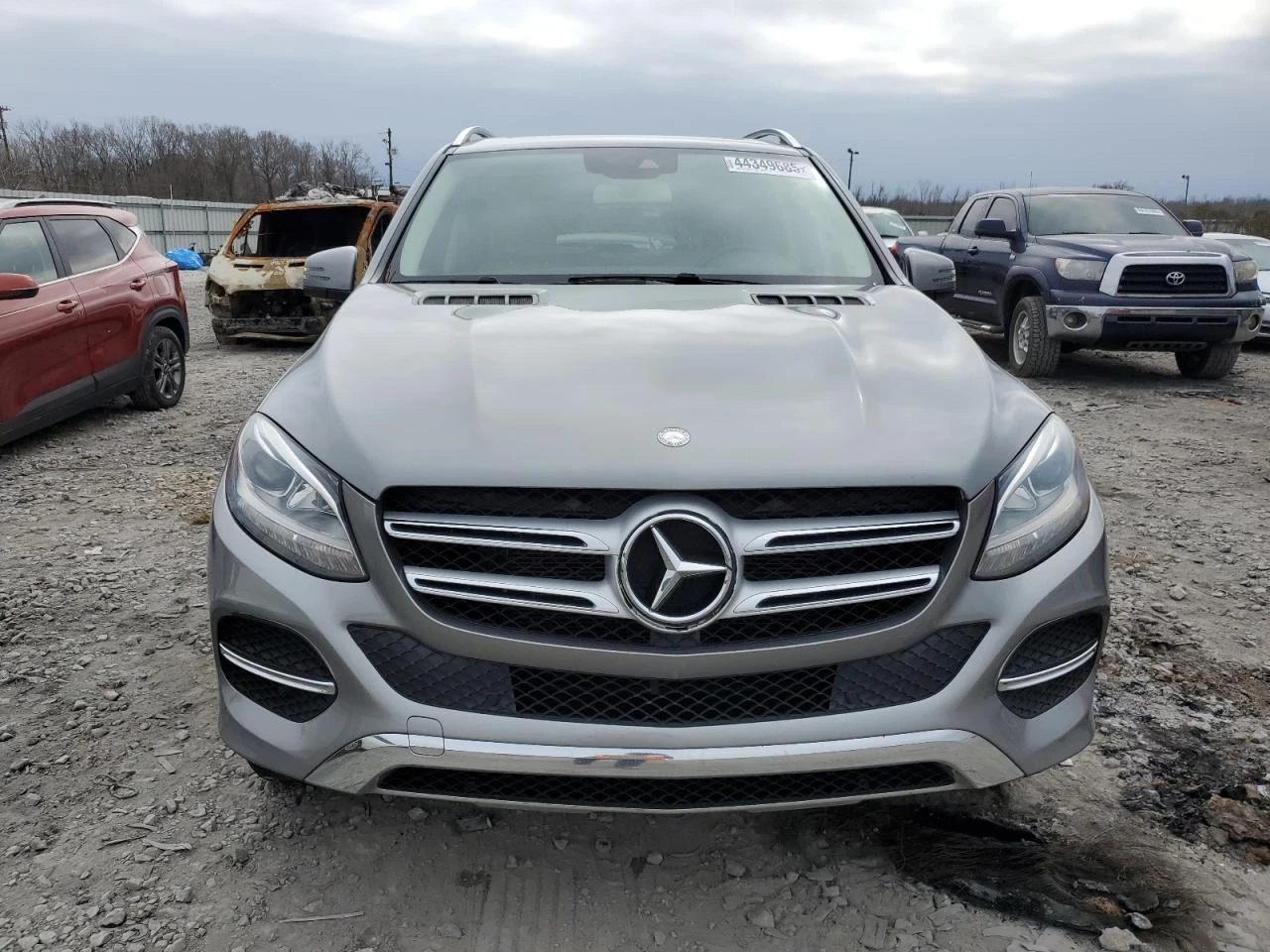 Mercedes-Benz GLE 350 4MATIC* LED* ПОДГРЕВ* KEYLESS* ПАНОРАМА - изображение 2