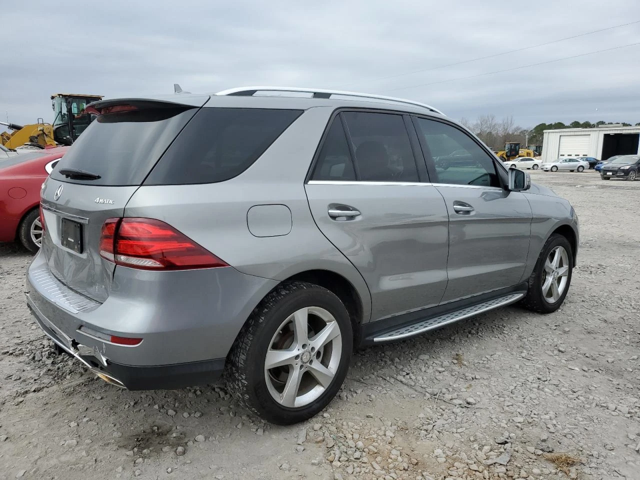Mercedes-Benz GLE 350 4MATIC* LED* ПОДГРЕВ* KEYLESS* ПАНОРАМА - изображение 6