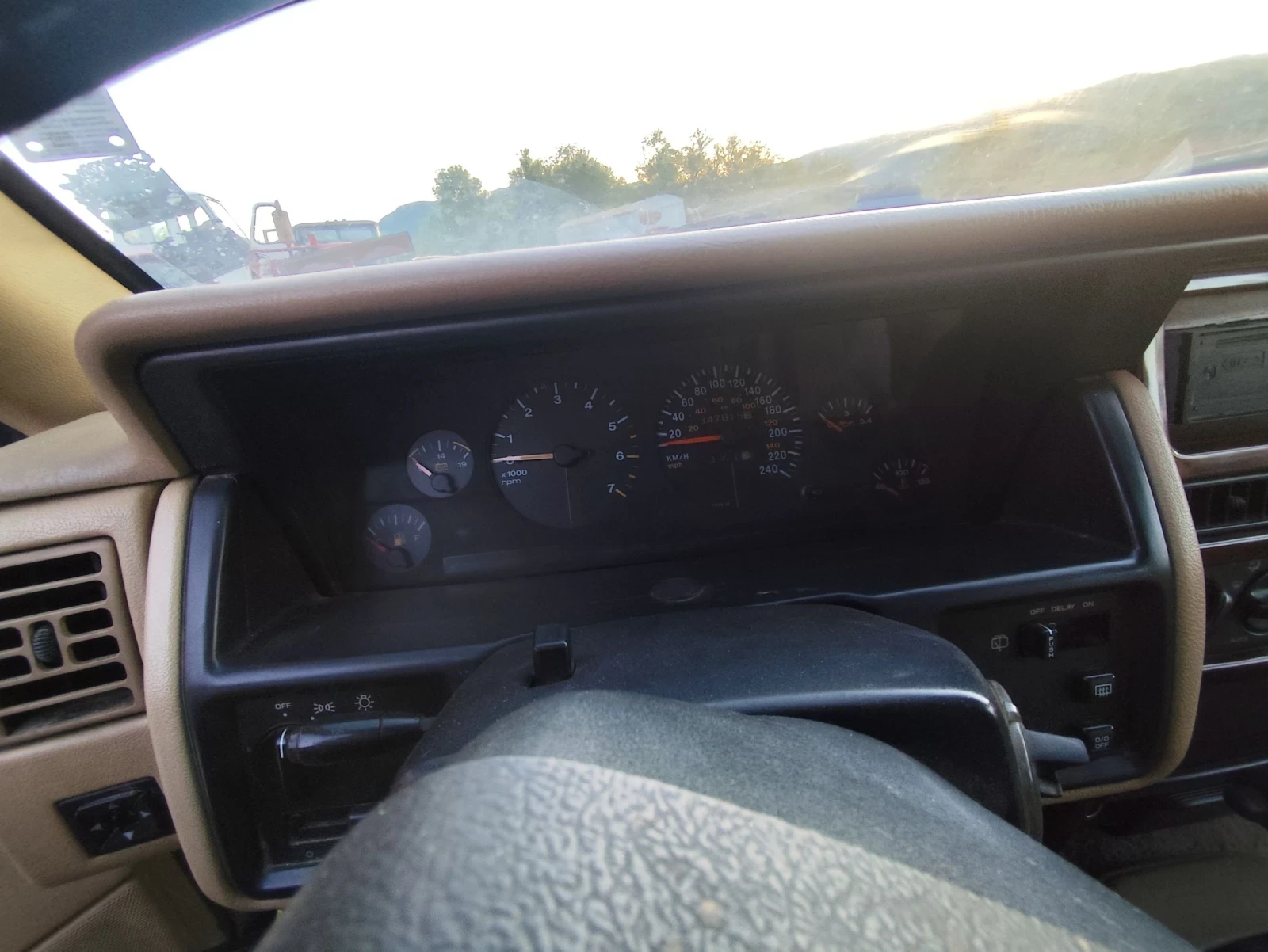 Jeep Grand cherokee 5.2 - изображение 5