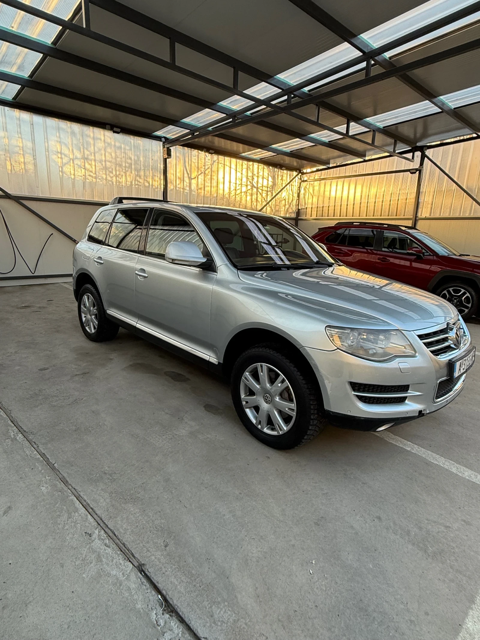 VW Touareg 3.0 TDI, снимка 3 - Автомобили и джипове - 53929922