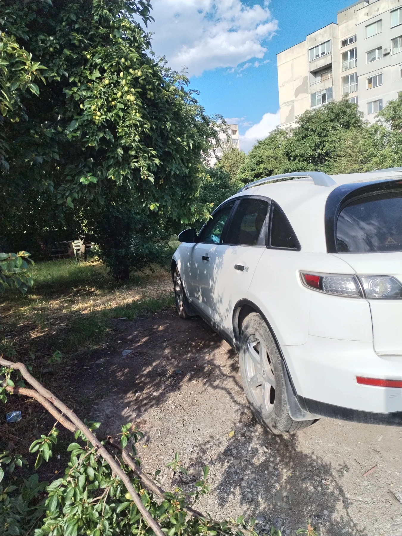 Infiniti Fx 35, снимка 2 - Автомобили и джипове - 54917111