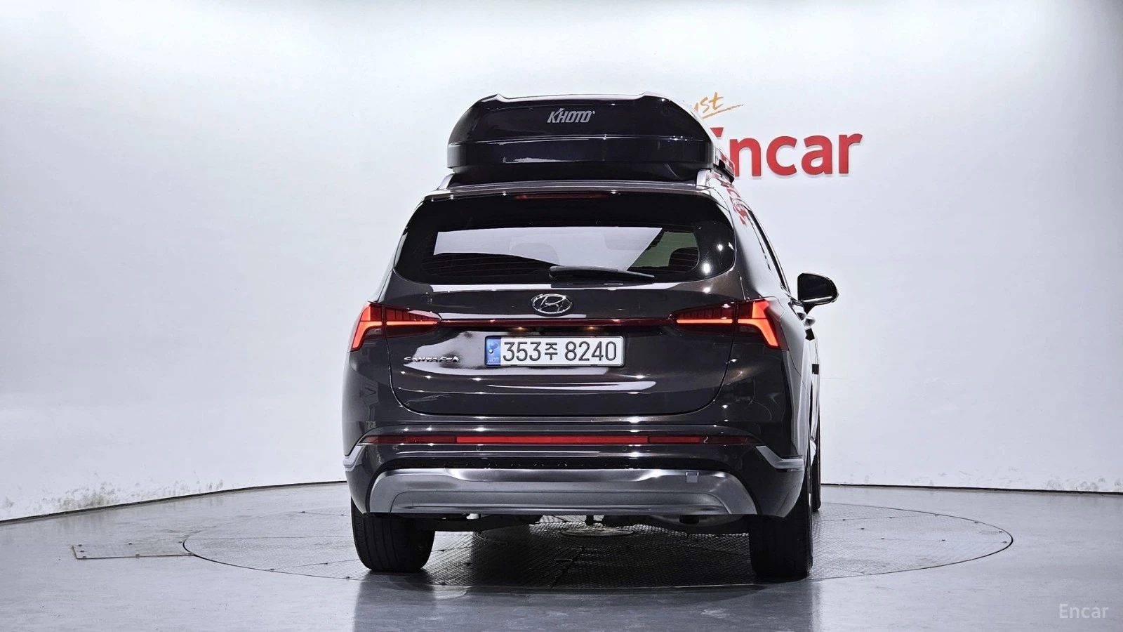 Hyundai Santa fe 2.2d* CALLIGRAPHY* ПОДГРЕВ* ОБДУХВАНЕ* 360* HUD* , снимка 4 - Автомобили и джипове - 55491941