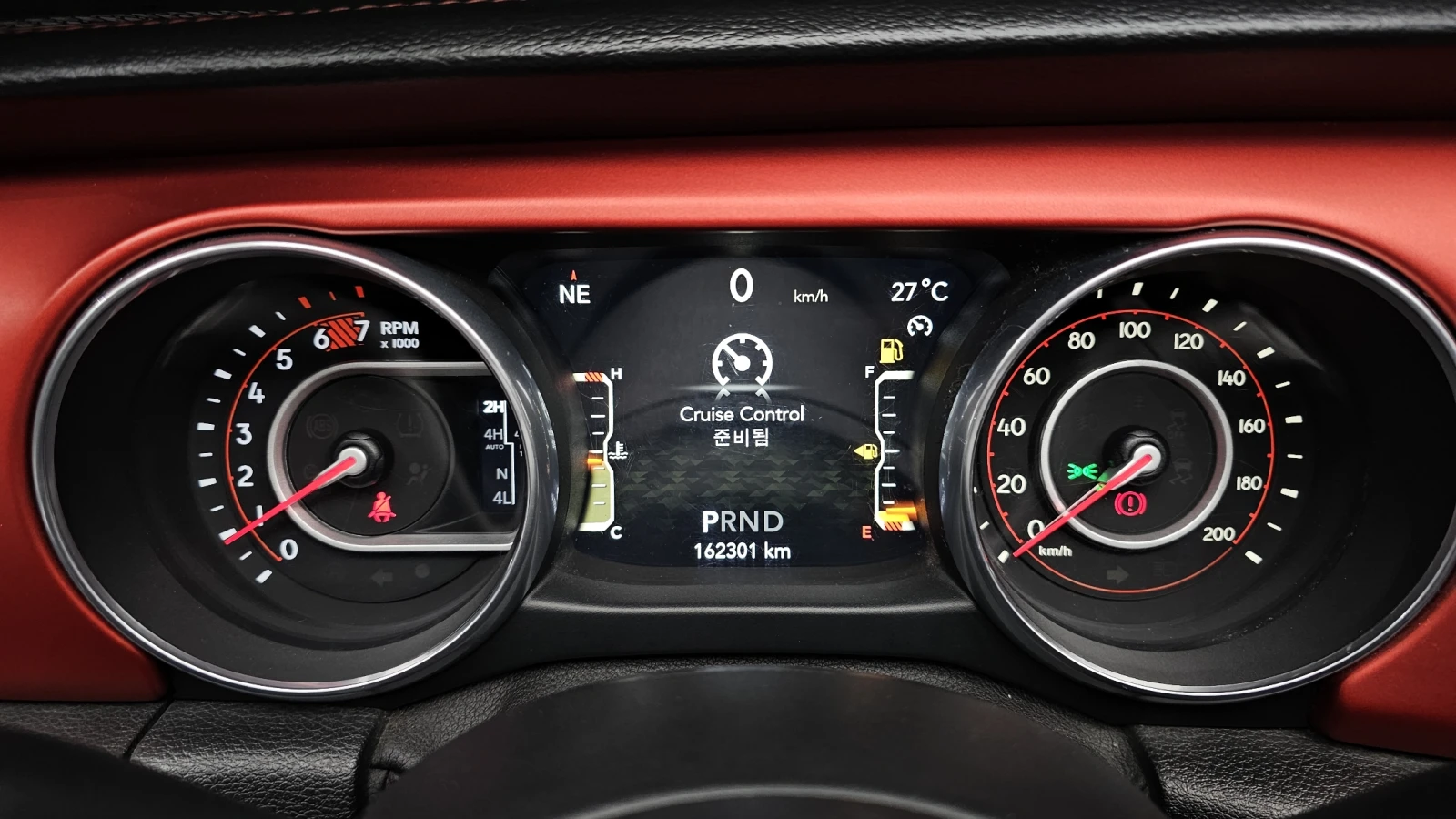 Jeep Wrangler 2.0* ПОДГРЕВ ВОЛАН* КРАЙНА ЦЕНА, снимка 8 - Автомобили и джипове - 55594961