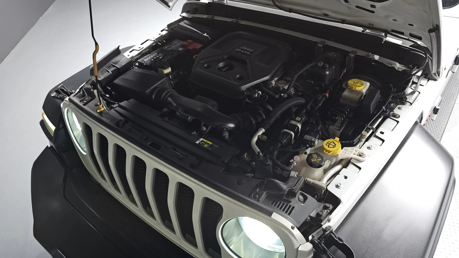 Jeep Wrangler 2.0* ПОДГРЕВ ВОЛАН* КРАЙНА ЦЕНА, снимка 6 - Автомобили и джипове - 55594961