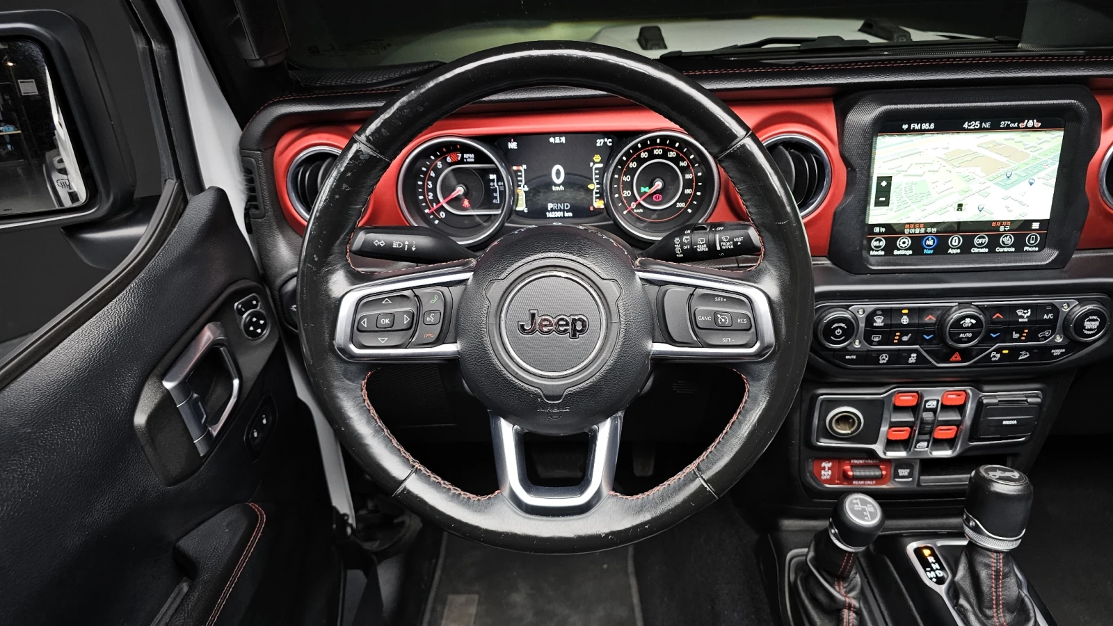 Jeep Wrangler 2.0* ПОДГРЕВ ВОЛАН* КРАЙНА ЦЕНА, снимка 12 - Автомобили и джипове - 55594961