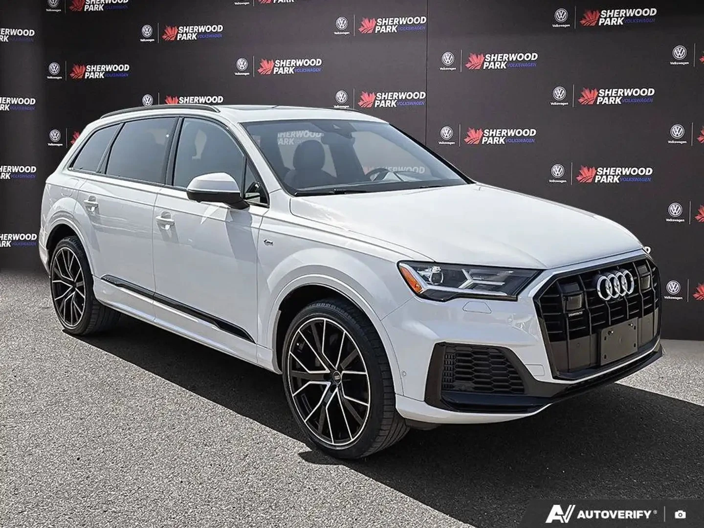 Audi Q7 PROGRESSIV S LINE ЦЕНА ДО БЪЛГАРИЯ АВТОКРЕДИТ, снимка 7 - Автомобили и джипове - 55779194