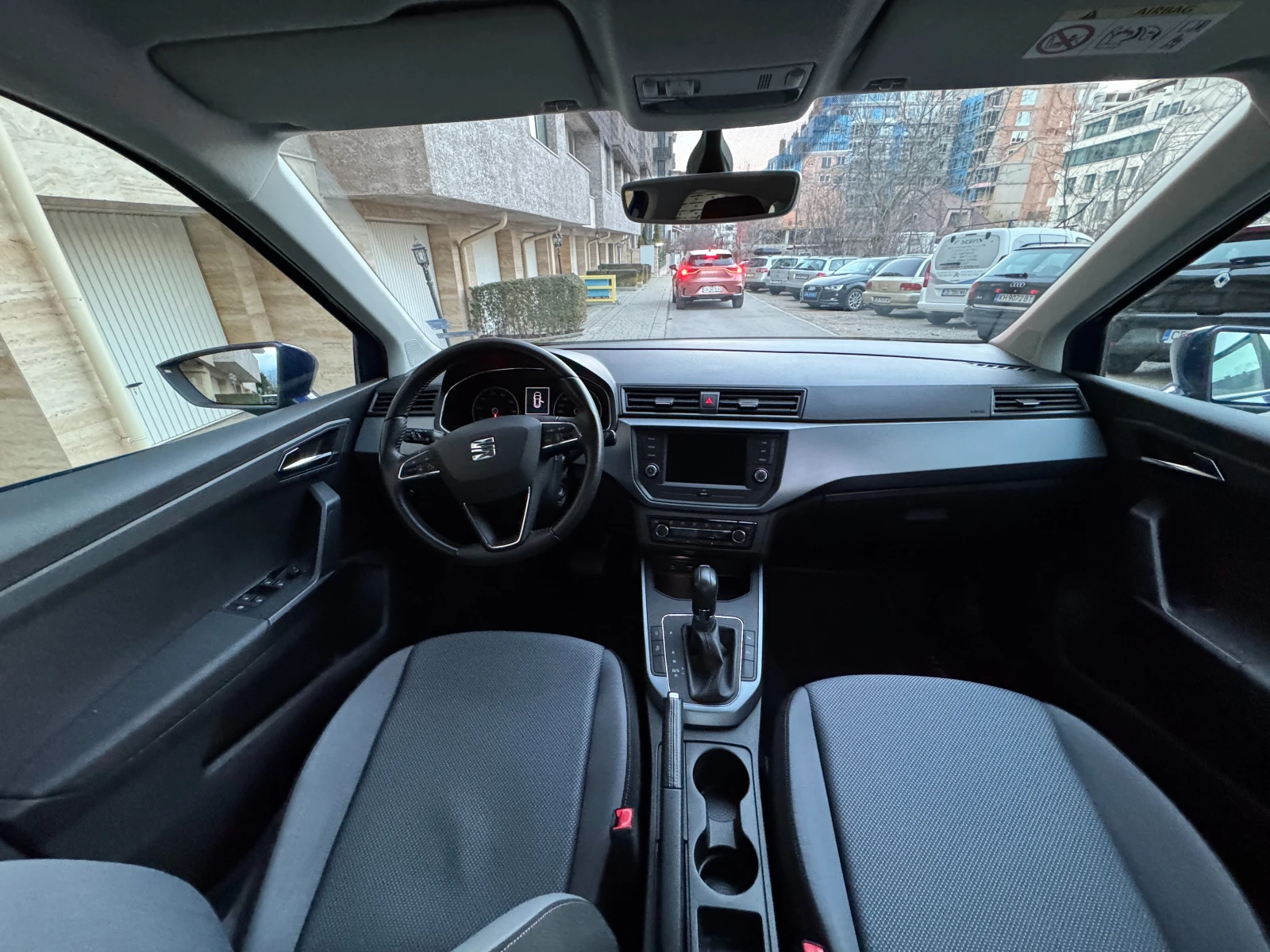 Seat Arona 1.0 TSI DSG Style, ПЪРВИ СОБСТВЕНИК, снимка 5 - Автомобили и джипове - 56136237