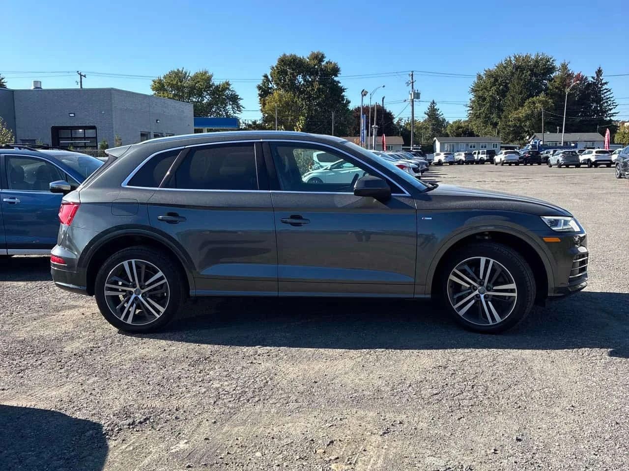 Audi Q5 * Technik * АВТОКРЕДИТ * ГЛАВНО ПРЕДСТАВИТЕЛСТВО, снимка 4 - Автомобили и джипове - 56222280