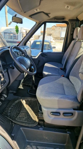 Ford Transit 2.4TDI 125кс, снимка 3 - Бусове и автобуси - 53651034