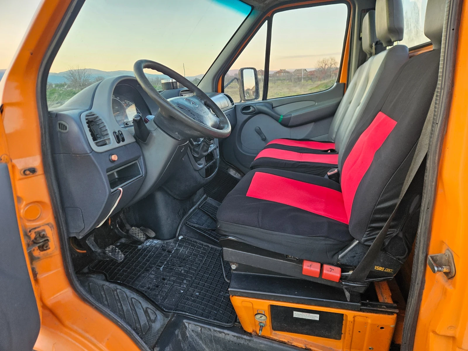 Mercedes-Benz Sprinter 413  - изображение 7