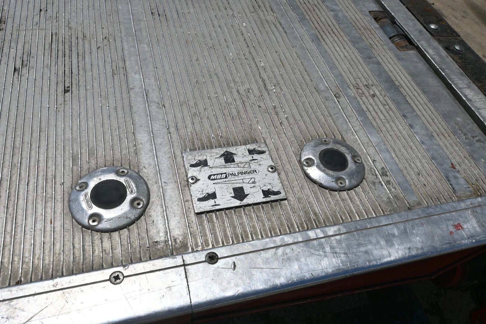 Mercedes-Benz Sprinter 310 10 ПАЛЕТА, снимка 11 - Бусове и автобуси - 55803022