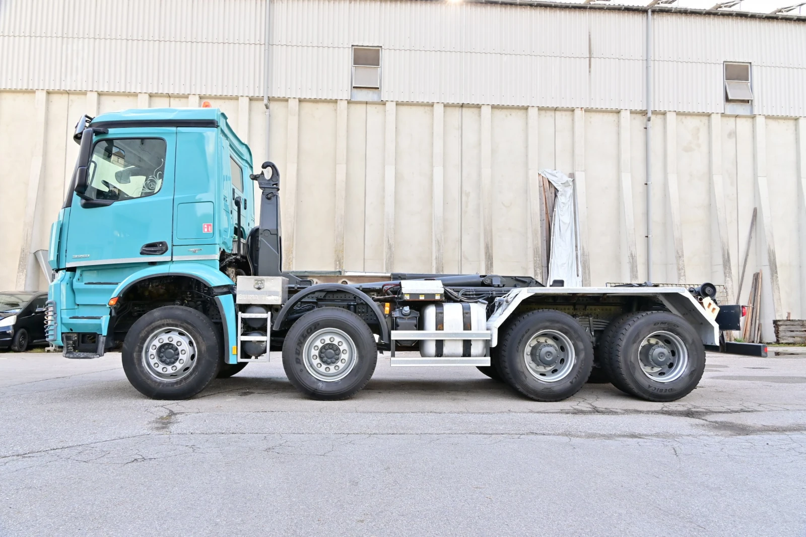 Mercedes-Benz Arocs 3251, снимка 10 - Камиони - 53810656