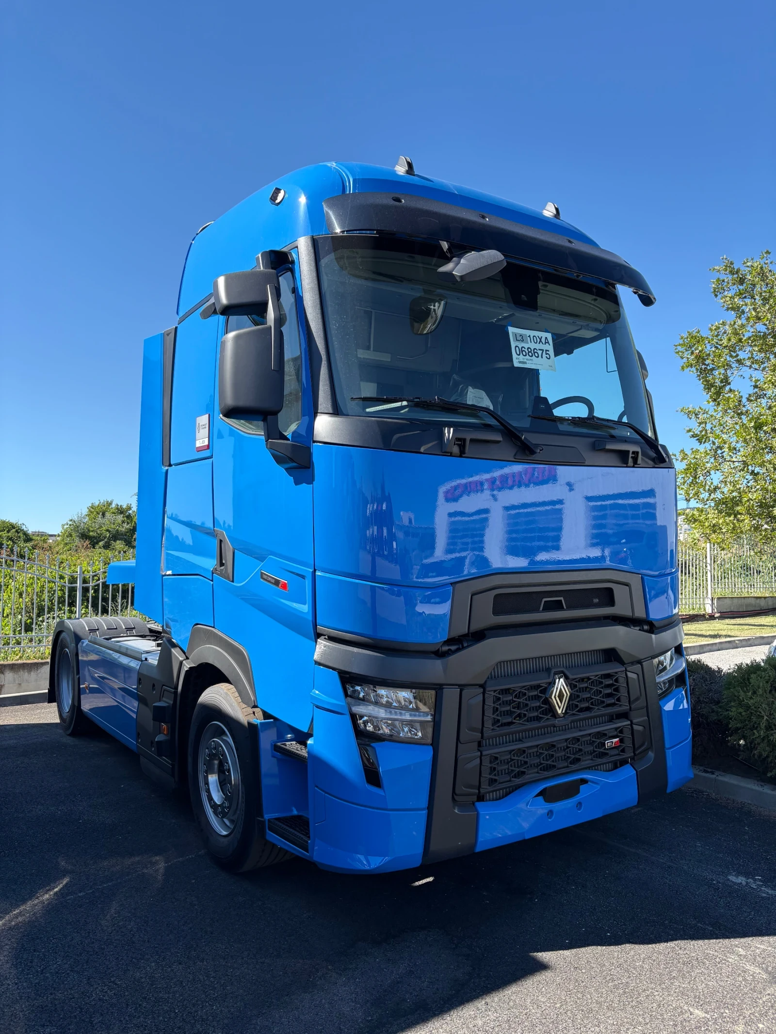 Renault T HIGH