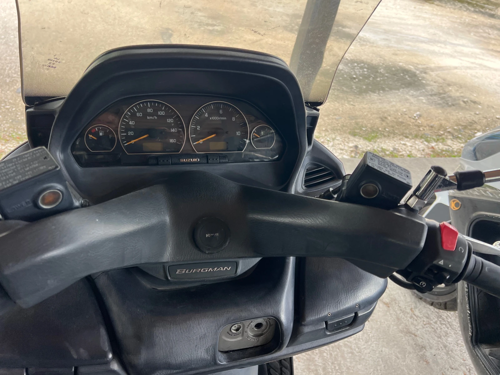 Suzuki Burgman 400i 2 br  Lizing - изображение 5