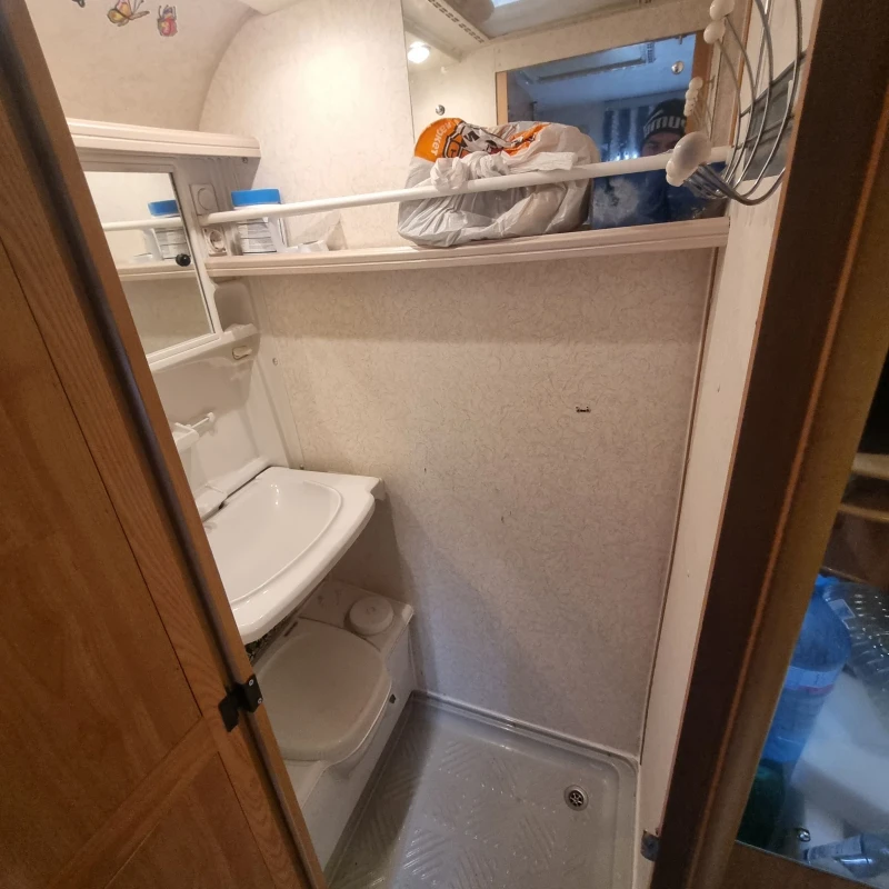 Каравана Други, снимка 4 - Каравани и кемпери - 53450663