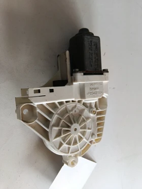 ����� �� �������� �� ��.������� �� ����� ����  8K0959811A Audi A4