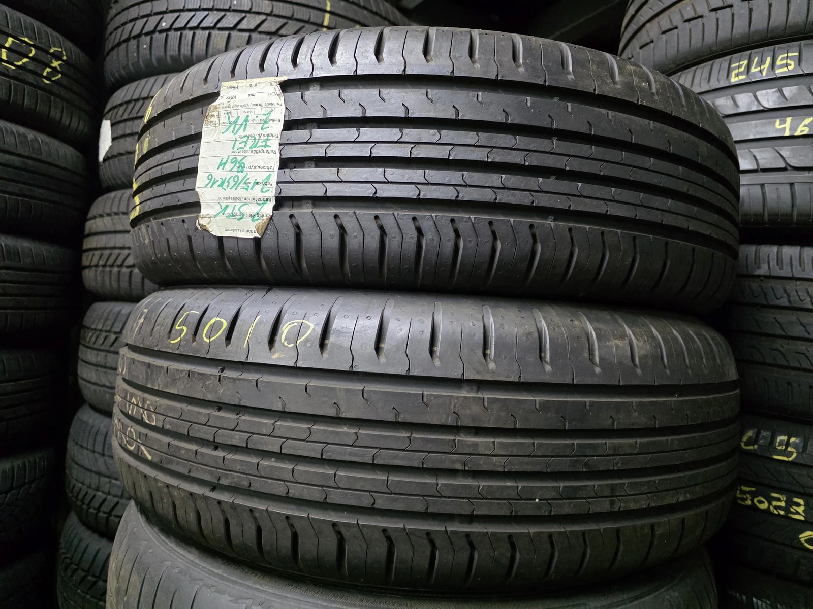 Гуми Летни 215/65R16, снимка 3 - Гуми и джанти - 56730691