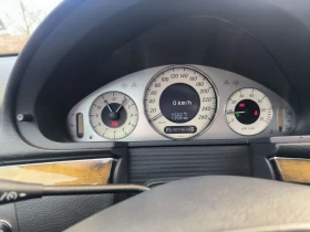 Mercedes-Benz E 320, снимка 11