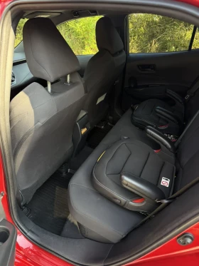 Toyota Corolla Хибрид, снимка 10