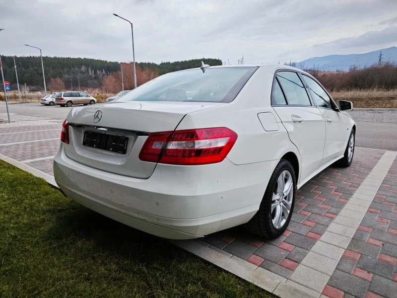 Mercedes-Benz E 250 CGi aut. BE (W212), снимка 5 - Автомобили и джипове - 46729253