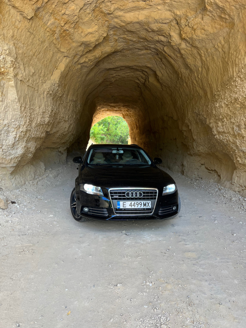 Audi A4, снимка 1 - Автомобили и джипове - 46258645
