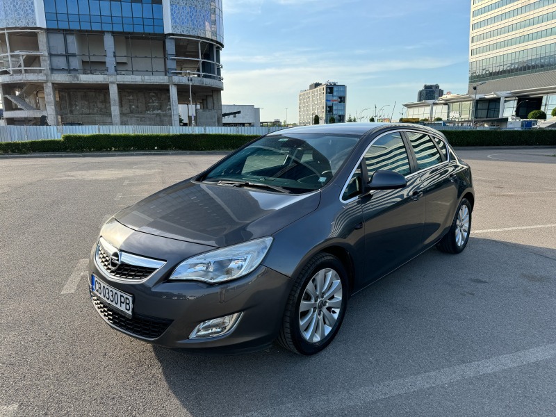 Opel Astra 1.7 CDTi 110 к.с. COSMO, снимка 3 - Автомобили и джипове - 46351157