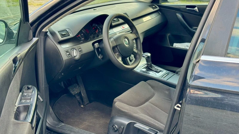 VW Passat, снимка 8 - Автомобили и джипове - 50808419