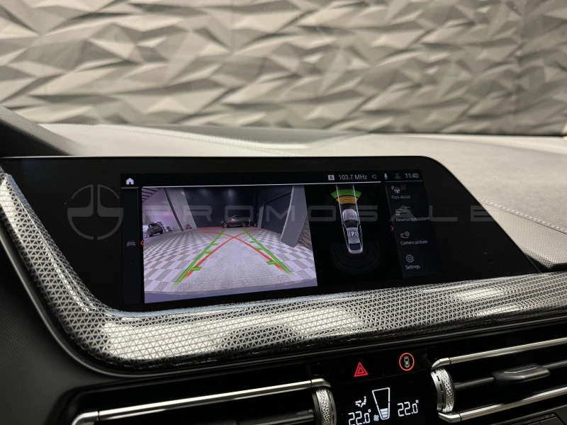 BMW 220 d xDrive Camera* Подгрев* Navi, снимка 15 - Автомобили и джипове - 51263427