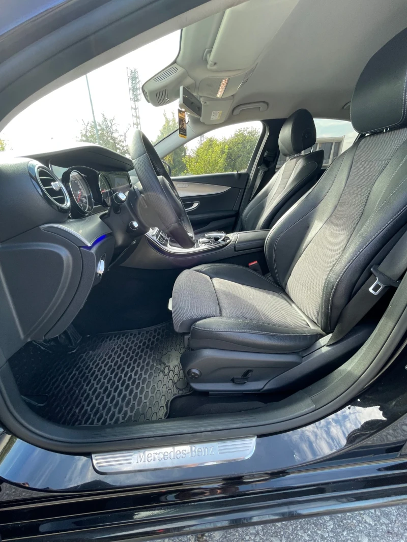 Mercedes-Benz E 220, снимка 9 - Автомобили и джипове - 52838623