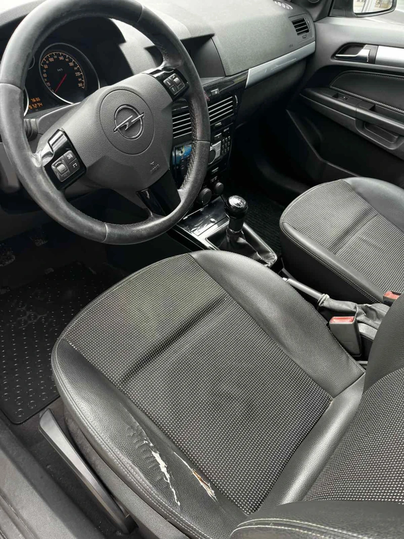 Opel Astra, снимка 7 - Автомобили и джипове - 52624898