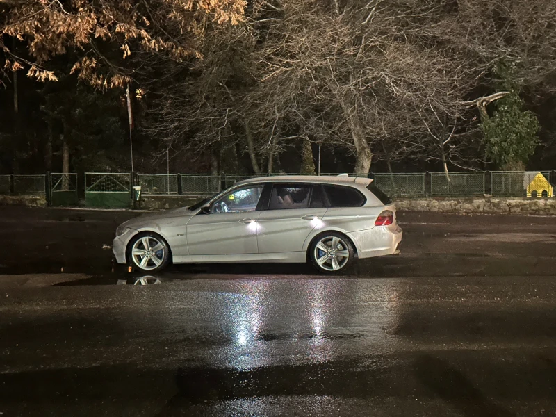 BMW 330, снимка 10 - Автомобили и джипове - 52629596