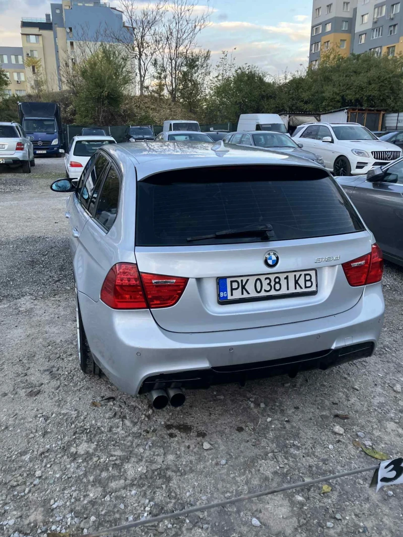 BMW 330, снимка 4 - Автомобили и джипове - 52629596