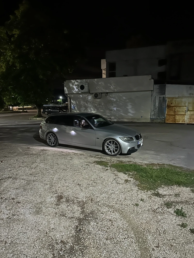 BMW 330, снимка 7 - Автомобили и джипове - 52629596