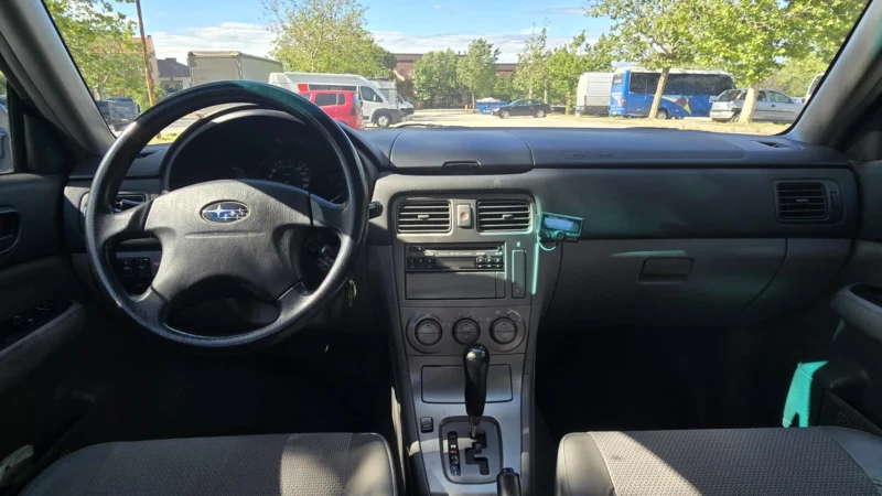 Subaru Forester 2000 куб., снимка 6 - Автомобили и джипове - 52746581