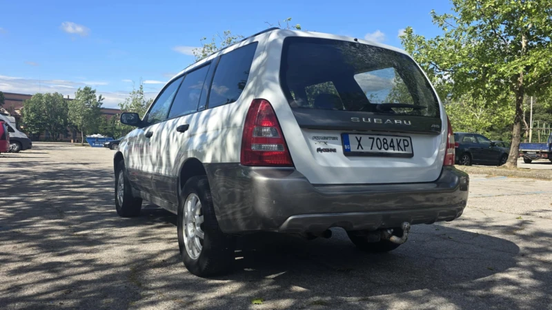 Subaru Forester 2000 куб., снимка 4 - Автомобили и джипове - 52746581